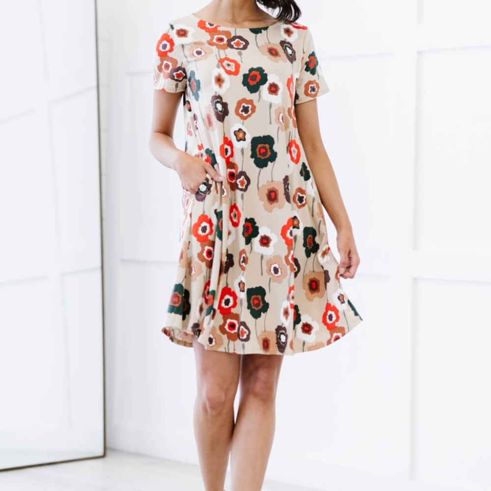 P & Rose Full Size Flower Market Floral Dress with Pockets - Picture 9 of 11